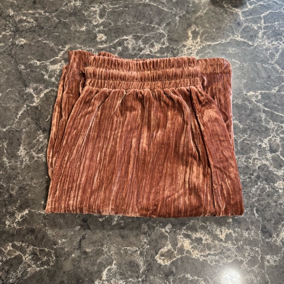 Boho Velvet Full Length Lounge Pant (Small) - Picture 5 of 10